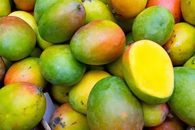 Фрукты Манго - «Любимый сочный фрукт с неповторимым вкусом. Расскажу, как  прорастить собственное деревце манго из косточки.» | отзывы
