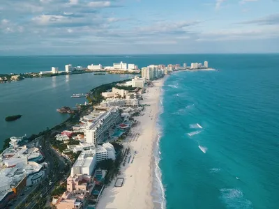 Город Канкун: туризм и отдых в Мексике, что посмотреть и какие интересные  места посетить, когда ехать, нужна ли виза, что привезти — Яндекс  Путешествия