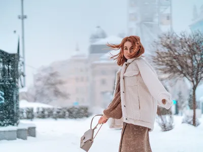 Модные женские тренды зимы 2024 — зимние луки и образы для женщин,  цветотипы в моде для девушек