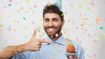 Картинки с днем рождения мужчине с поздравлениями в прозе, бесплатно  скачать или отправить