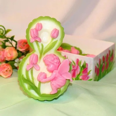 Купить Набор \"8 марта\" мыло тюльпаны 40г цветочный аромат, мыло макарун  111г (3х37г) аромат ванили в Новосибирске, цена, недорого - интернет  магазин Подарок Плюс