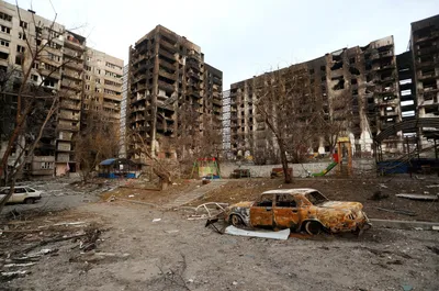 Битва за рухлядь: непонятные постройки вызвали жаркий спор между жильцами и  бизнесменом - AmurMedia.ru