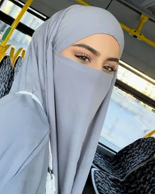 Пин от пользователя zara p на доске Hijabi | Никаб, Хиджабная мода,  Мусульманки