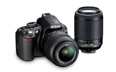Amazon.com : Nikon D3100 14.2MP Digital SLR Camera with NIKKOR AF-S DX  18-55mm f/3.5-5.6 VR Lens Kit - (Red) : Electronics