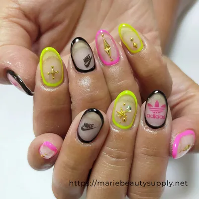 https://nails.allwomenstalk.com/sports-nail-art-ideas-that-will-make-you-ready-for-game-time/