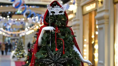 Необычные новогодние елки своими руками | Pallet christmas tree, Pallet  christmas, Christmas decorations rustic