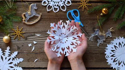 Новогодняя упаковочная бумага для подарков Новый год снеговик 1 лист  70смх100см/ Подарочная бумага новый год рождество - купить по выгодной цене  в интернет-магазине OZON (743805412)