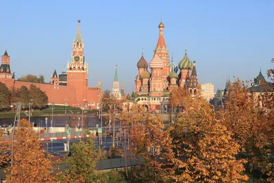 Гидрометцентр назвал сроки прихода «золотой осени» в Москву — РБК