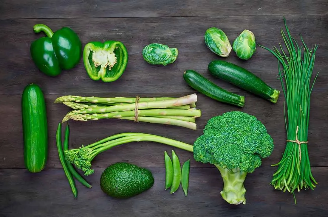 Зеленые овощи. Зеленые овощи и фрукты. Овощи зеленого цвета. Овощи и фрукты зеленого цвета. Есть зеленые овощи