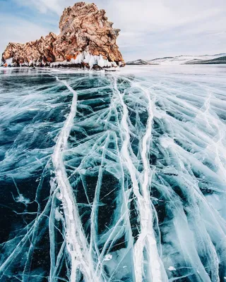 Озеро байкал зимой, замёрзшее озеро…» — создано в Шедевруме