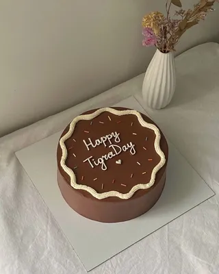 🎂те самые тортики с Pinterest🎂 в Instagram: «simple, but special 🤎✨»