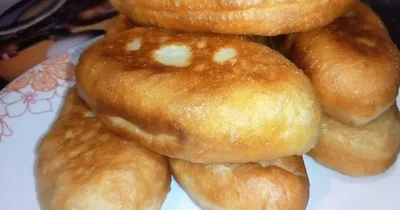 Пирожки жаренные с картошкой 10 штук заказать в ресторане Остерия Амичи -  доставка