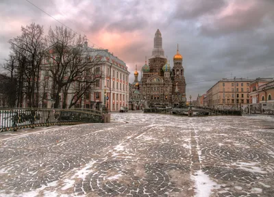 Санкт-Петербург. март