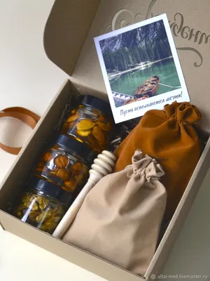 Happy Birthday Box (С Днем Рождения Бокс) - сюрприз-бокс/подарочный набор с  интересными товарами и аксессуарами для празднования - YouBox