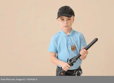 Полицейский — раскраска для детей. Распечатать бесплатно.