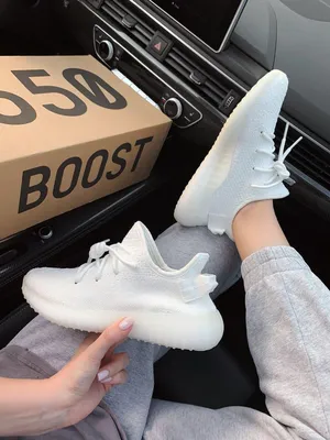 Женские кроссовки Adidas Yeezy Boost 350 v2 White / полностью белые  (ID#907311992), цена: 2100 ₴, купить на Prom.ua