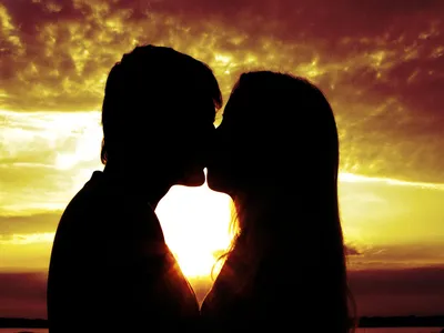 Поцелуи помогают оценить партнера