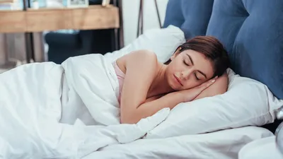 Тест: выберите позу, в которой спите, а мы расскажем, чего вам не хватает в  жизни | Вокруг Света
