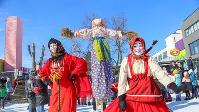 В Комсомольском округе прошел праздник «Масленица идёт, блин да мёд несет!»  | 25.02.2023 | Комсомольское - БезФормата