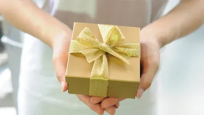 Прикольные подарки: Белка с плакатом - прикольный подарок:) в  интернет-магазине Ярмарка Мастеров по цене 2050 ₽ – EC0L5BY | Подарки на 8  марта, Омск - доставка по России