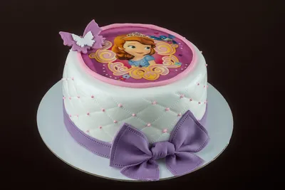 Торт Принцесса София - A1644 от 2400 рублей за кг. Купить в CakesClub.