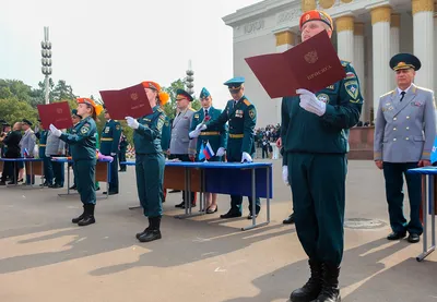 В чем клянутся народу президенты КР и других стран — сравнение текстов  присяги - 28.12.2020, Sputnik Кыргызстан