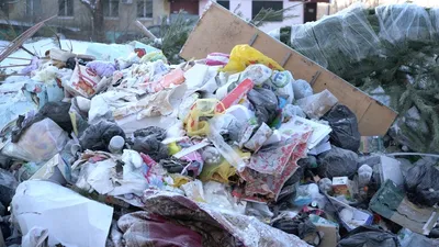 Возросшее количество отходов и дорогие запчасти: в акимате Актау назвали  причины проблем с вывозом мусора