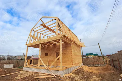 Проект дома из бревна 6х7 м c мансардой и верандой: цена, фото, описание -  строительство по проекту от Дом-Строй