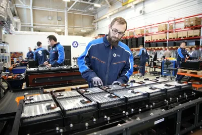 В Москве открылось производство аккумуляторов для электромобилей  Автомобильный портал 5 Колесо
