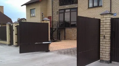 Распашные ворота, купить металлические ворота с калиткой по низкой цене от  производителя в Санкт-Петербурге - Good Zabor