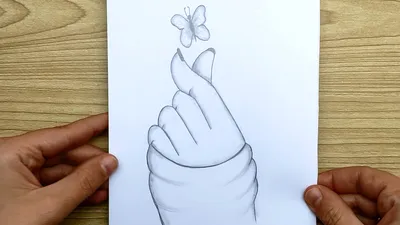 Красивая рука девушки с бабочкой - скетч карандашом. | РИСУНКИ ЮЛЬКИ | Дзен