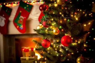 Открытка С Рождеством! Ангел со золотой звездой в руках. Рождественская  открытка 10,5х15 см + крафт конверт - купить с доставкой в  интернет-магазине OZON (775682213)