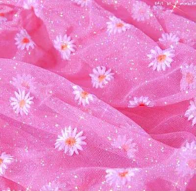 pink #розовый #aesthetic #эстетика #обои #fabric #daisy #flowers #цветы  #ткань #ромашки #wallpaper #foundalighter | Розовые почки, Розовые фоны,  Розовый
