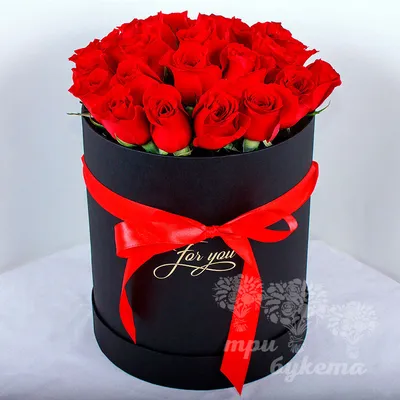Композиция №039 розы в коробке с перьями - Цветочная лавка «Blooming Garden»