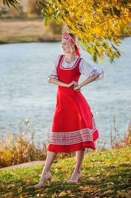 Русский народный костюм (102 фото): национальный костюм русского народа |  Народный костюм, Наряды для девочек, Традиционные платья