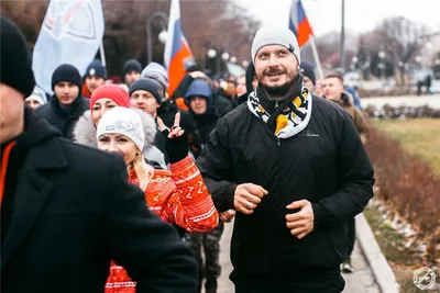 Депутат Народного Совета ДНР пробежал кросс в 3 км, призывая граждан к  здоровому образу жизни - Общество - ДАН