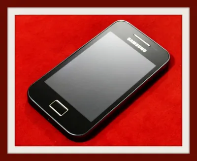 Samsung Galaxy Ace S5830 is a mini Galaxy S - CNET