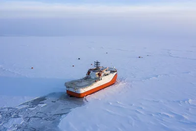 Северный Ледовитый океан 150 тыс. лет назад был покрыт льдом и наполнен  пресной водой
