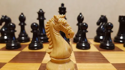 Шахматная фигура Конь Белый цвет 3D модель - Скачать Хобби и Быт на  3DModels.org