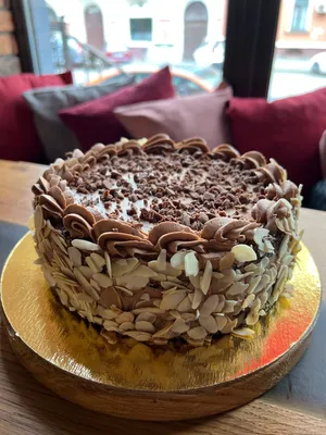 Шоколадный торт «Пища дьявола»: рецепт - Лайфхакер