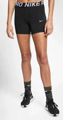 Женские шорты Nike One Dri-FIT шириной 3 дюйма, синий – заказать из-за  границы с доставкой в «CDEK.Shopping»
