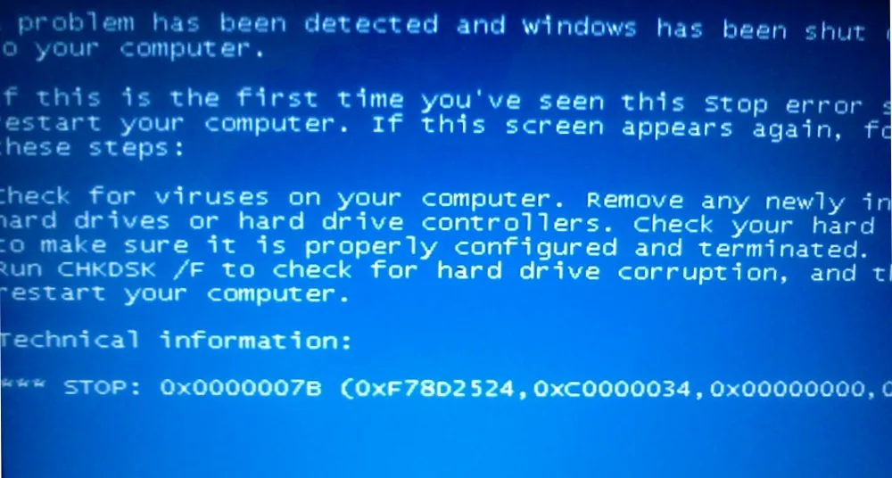 Синий экран смерти. Ошибка синий экран. Синий экран смерти Windows 7. Экран ошибки.