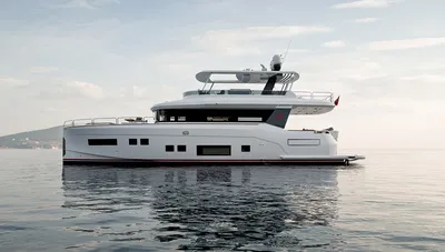 Sirena 58 Flybridge Yacht Tour - YouTube