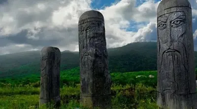 Оберег Перун, Сварог, Макошь Славянские Боги купить в Украине. купить на  Ярмарках. Купить изделие ручной работы (хенд мейд) в Украине. | Статуэтки,  Золотоноша.