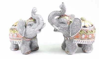 Слоник от Жени Морозова 💐 #гранатзеленоград #слон #слоник #глиняныеизделия  #слоны #слоники | Instagram
