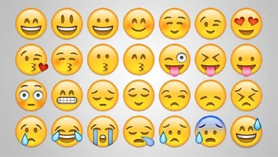 Смайлик Emojis Вектор Лица Множество Смайлики Смайлики И Смайлики Милые  Лица — стоковая векторная графика и другие изображения на тему Эмотикон -  iStock