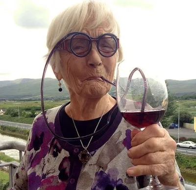 Смешные картинки с Днем бабушек 2023 (26 лучших фото)