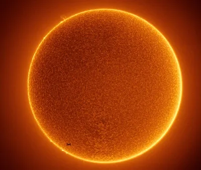 Солнце в космосе издалека - 65 фото