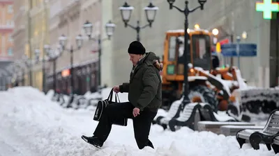 Современный город в движении создано в Midjourney