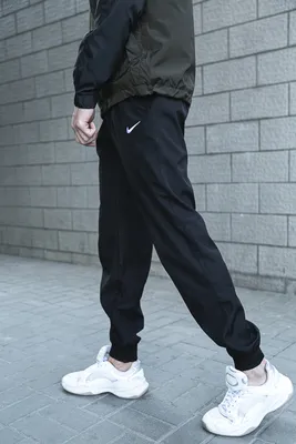 Мужские спортивные штаны Nike из плащевки черные однотонные весенние |  Брюки мужские Найк повседневные: продажа, цена в Черкасской области. Спортивные  штаны от \"Black street\" - 1795612603